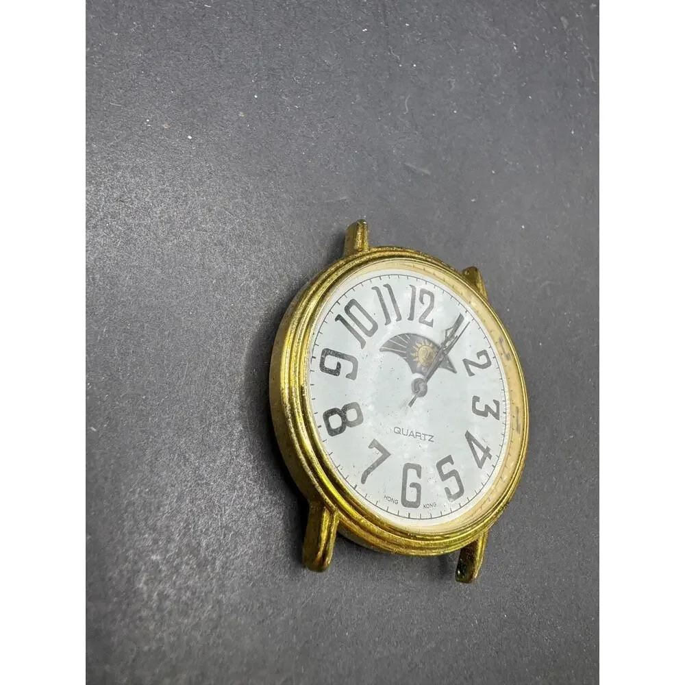 Unbranded vintage quartz